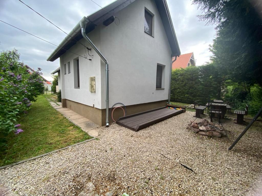 Appartement Flóra A Balatonnál *